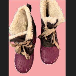Ladies "Ozark Trails" Hiker/Ankle Boots Size 8 For Outdoor Hiking Walking
